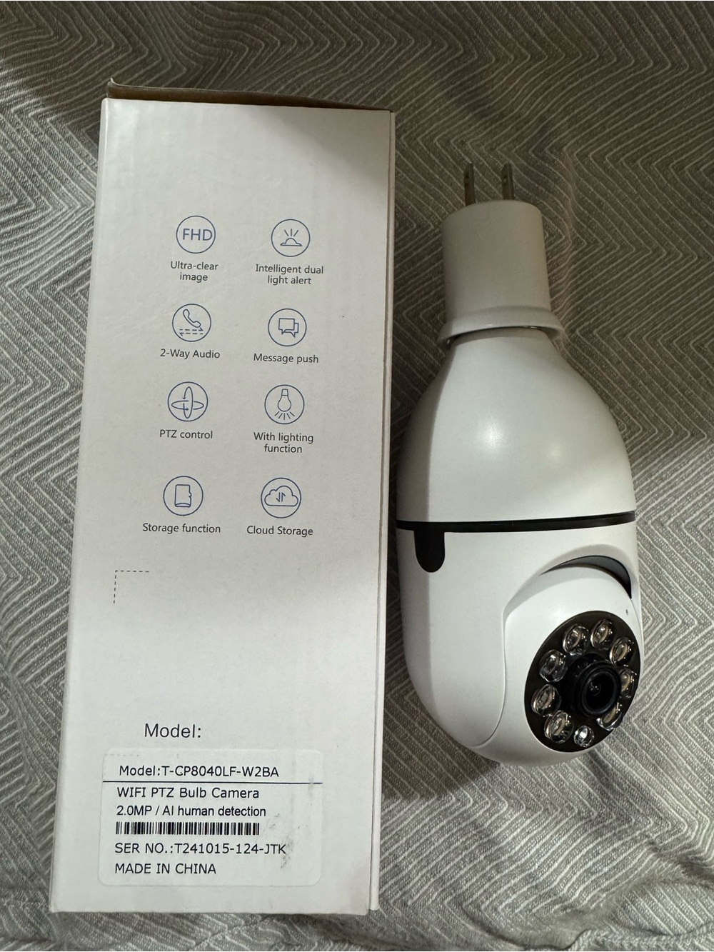 WiFi Smart Bulb Camera - Universal - Picture 4 of 6